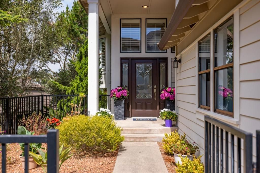 2896 Ransford Avenue, Pacific Grove, CA 93950