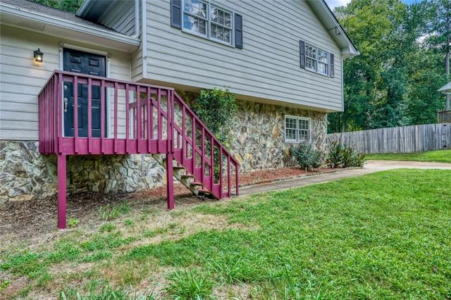 1456 Scholar Drive, Lawrenceville, GA 30044