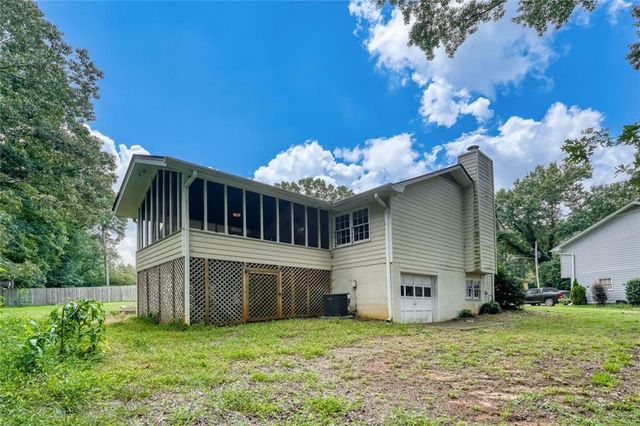 1456 Scholar Drive, Lawrenceville, GA 30044