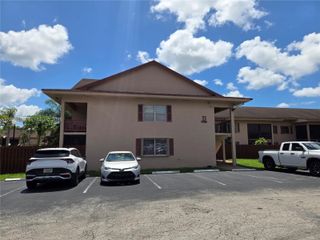 11213 SW 88 ST 110B, Miami, FL 33176