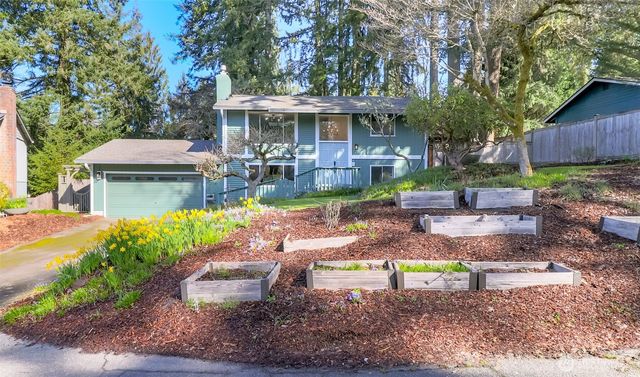 2714 Dundee Place NW, Olympia, WA 98502