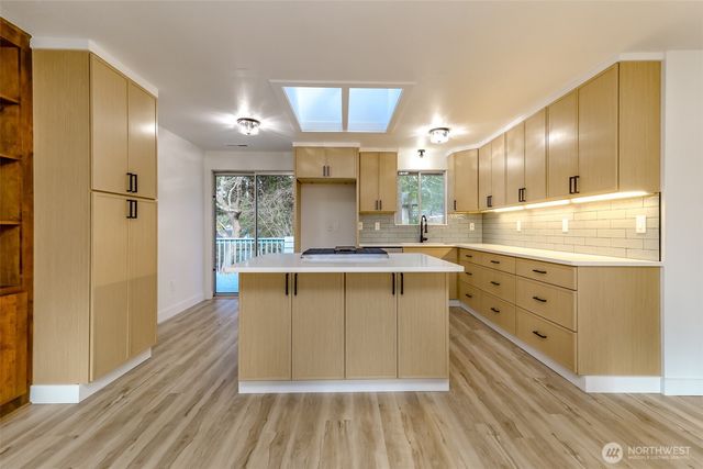 2714 Dundee Place NW, Olympia, WA 98502