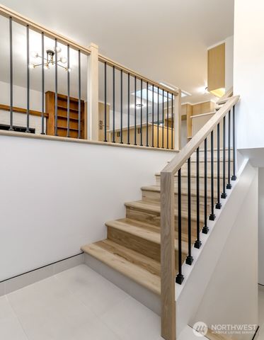 2714 Dundee Place NW, Olympia, WA 98502