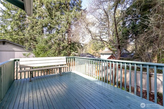 2714 Dundee Place NW, Olympia, WA 98502