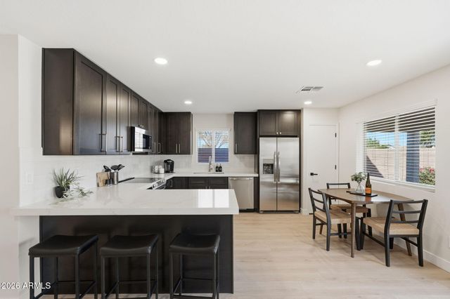 3360 W SANTA CRUZ Avenue, San Tan Valley, AZ 85144