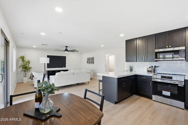 3360 W SANTA CRUZ Avenue, San Tan Valley, AZ 85144