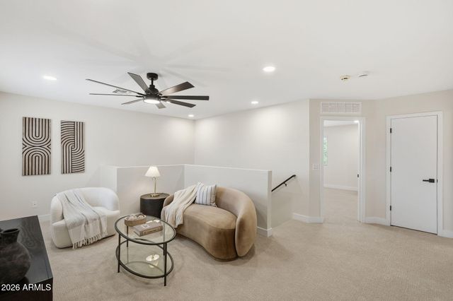 3360 W SANTA CRUZ Avenue, San Tan Valley, AZ 85144