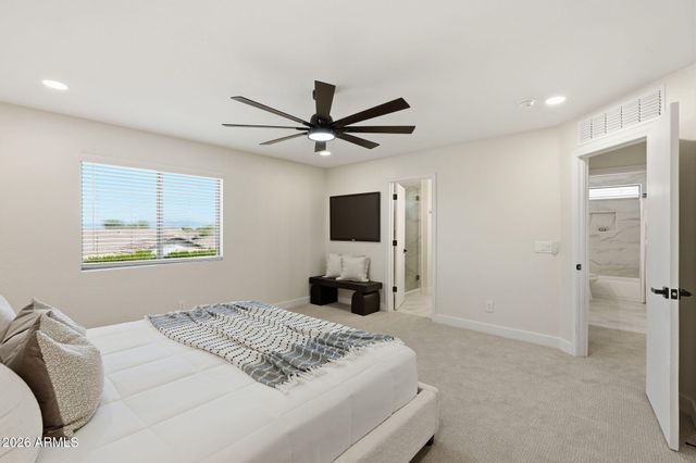 3360 W SANTA CRUZ Avenue, San Tan Valley, AZ 85144