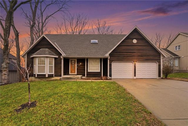 8003 Mullen Road, Lenexa, KS 66215