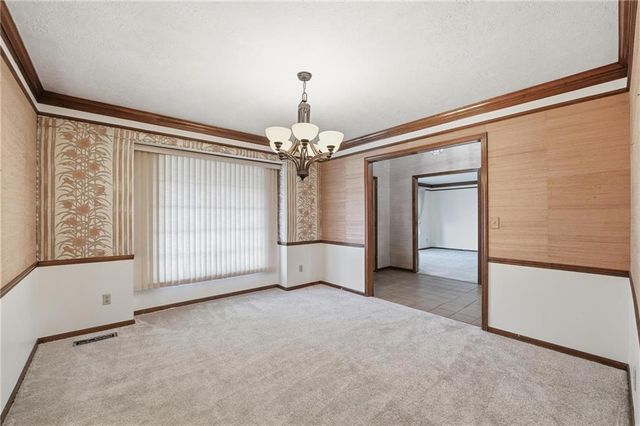 8003 Mullen Road, Lenexa, KS 66215