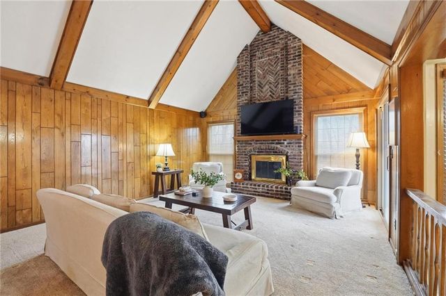 8003 Mullen Road, Lenexa, KS 66215