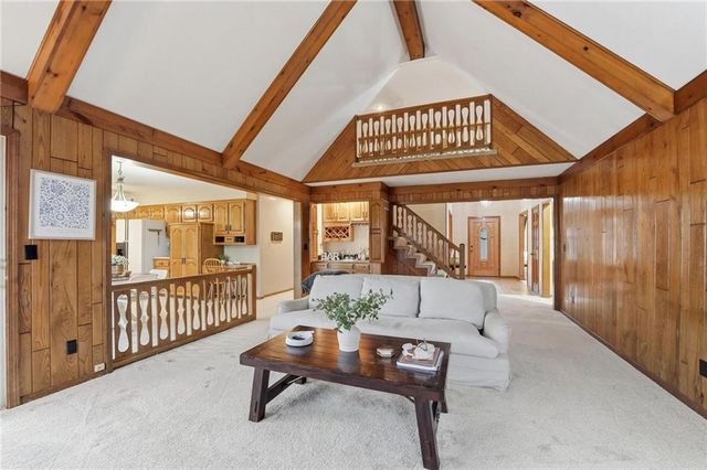 8003 Mullen Road, Lenexa, KS 66215