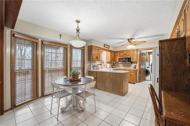 8003 Mullen Road, Lenexa, KS 66215