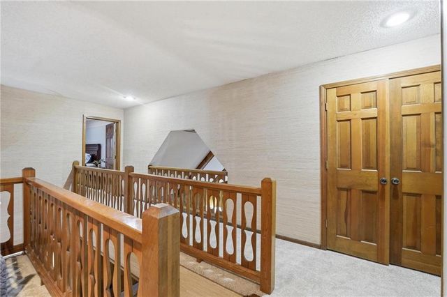 8003 Mullen Road, Lenexa, KS 66215