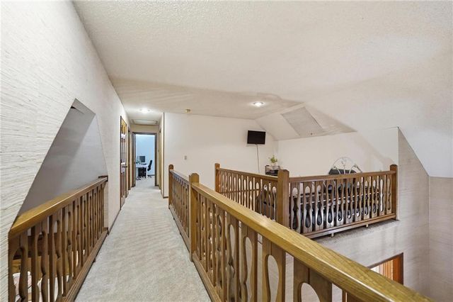 8003 Mullen Road, Lenexa, KS 66215