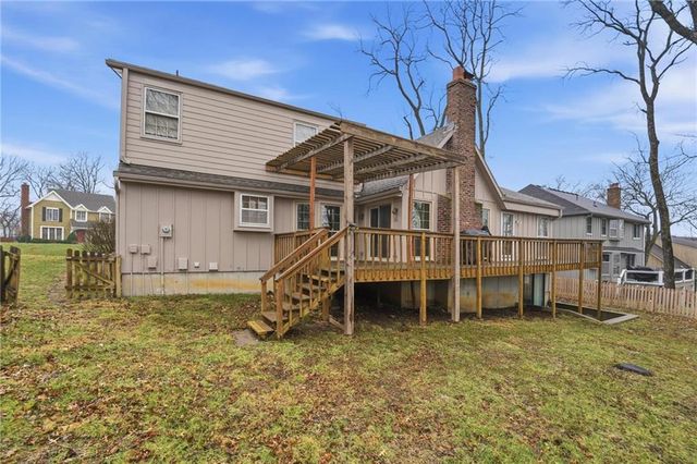 8003 Mullen Road, Lenexa, KS 66215