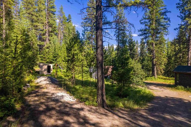 2262 McCloud Creek Rd, Newport, WA 99156