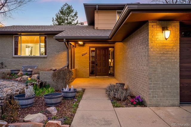 6823 Garland Street, Arvada, CO 80004