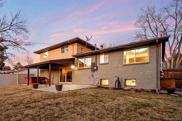 6823 Garland Street, Arvada, CO 80004