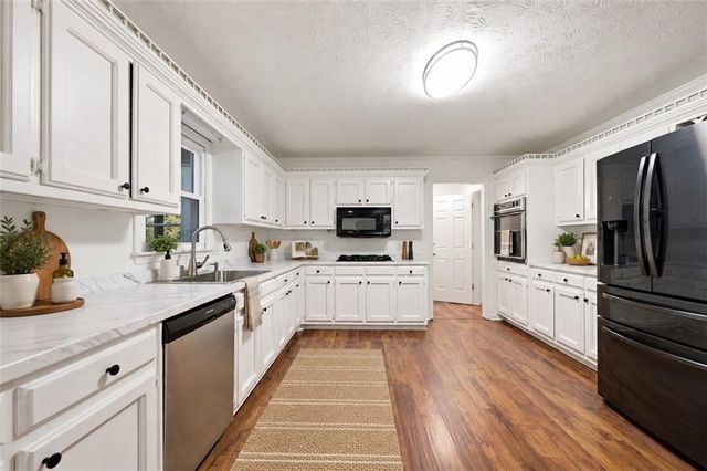 1181 Steeple Run, Lawrenceville, GA 30043