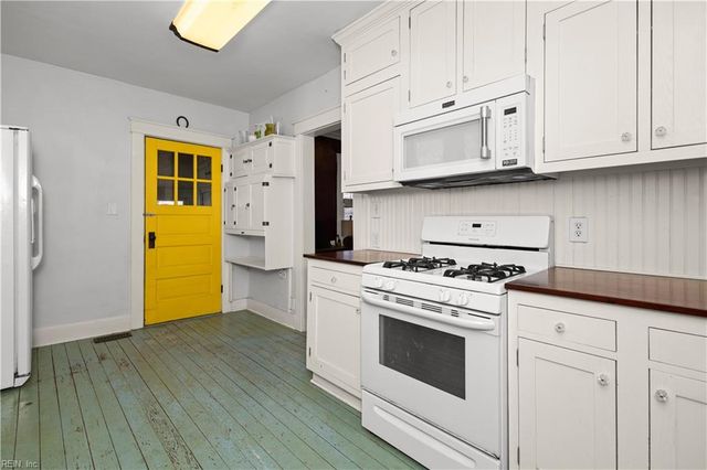 21 Linden AVE, Portsmouth, VA 23704