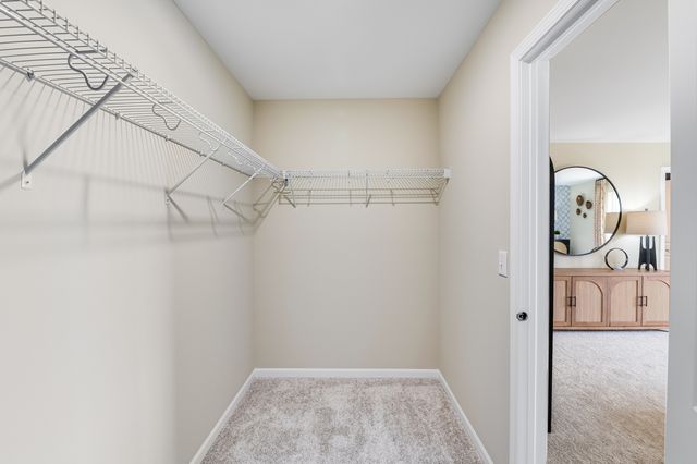 1209 Clifton Drive, Minooka, IL 60447