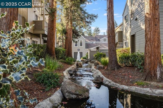 231 Sunspring Ct, Pleasant Hill, CA 94523