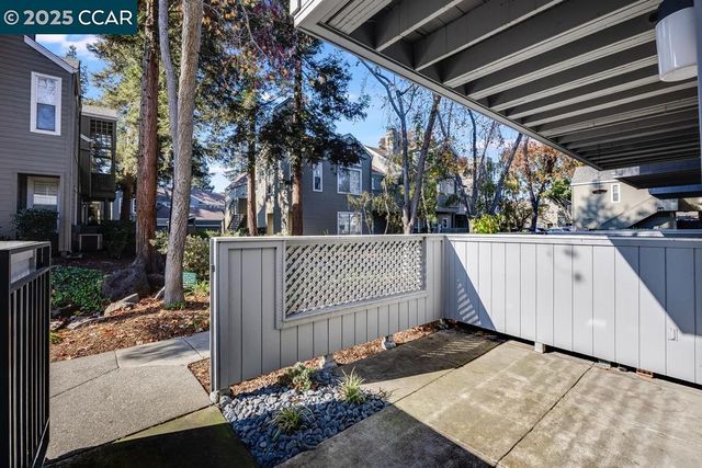 231 Sunspring Ct, Pleasant Hill, CA 94523