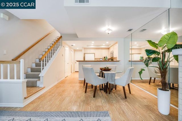 231 Sunspring Ct, Pleasant Hill, CA 94523