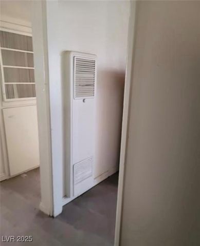 424 Stanford Street, Las Vegas, NV 89107