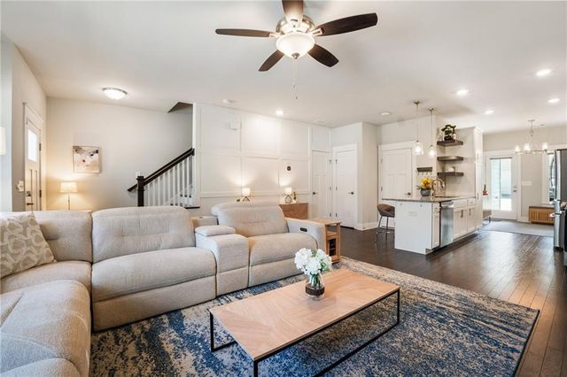 278 Perry Point Run 56, Lawrenceville, GA 30046