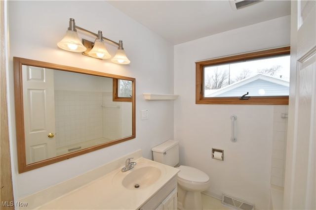 7636 Walnut Drive, Chippewa Lake, OH 44215