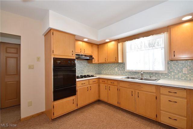 7636 Walnut Drive, Chippewa Lake, OH 44215