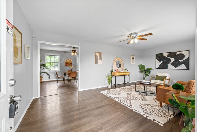 537 Morrison Dr, Clarksville, TN 37042