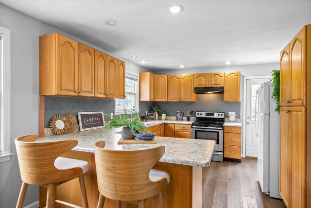 537 Morrison Dr, Clarksville, TN 37042