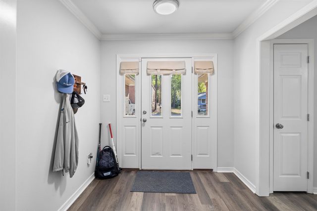 103 Lyle St, Gladewater, TX 75647