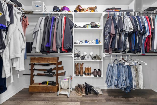 103 Lyle St, Gladewater, TX 75647