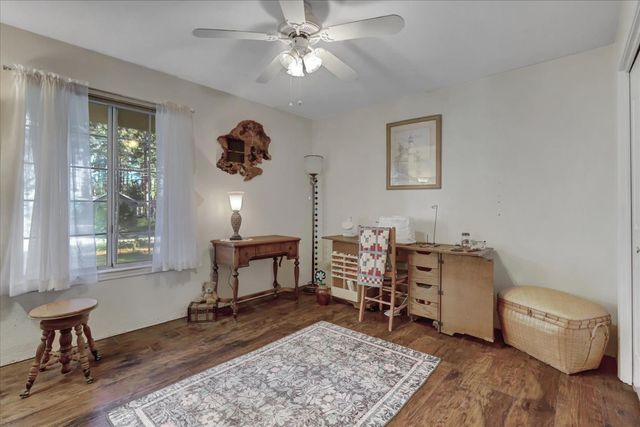 12746 Quaker Hill Cross Rd, Nevada City, CA 95959