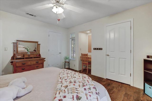 12746 Quaker Hill Cross Rd, Nevada City, CA 95959