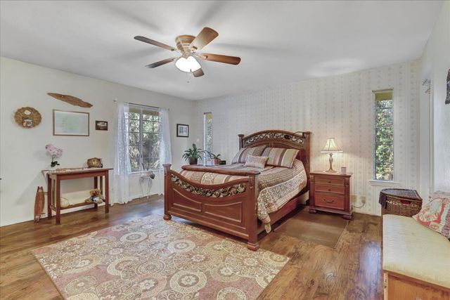 12746 Quaker Hill Cross Rd, Nevada City, CA 95959