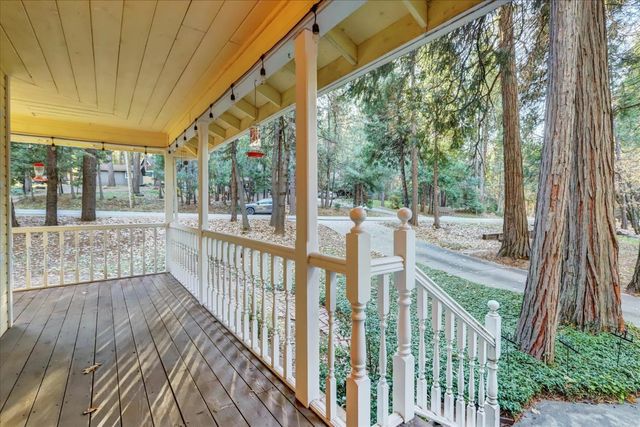 12746 Quaker Hill Cross Rd, Nevada City, CA 95959