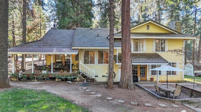 12746 Quaker Hill Cross Rd, Nevada City, CA 95959