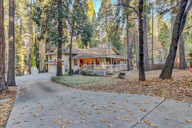 12746 Quaker Hill Cross Rd, Nevada City, CA 95959