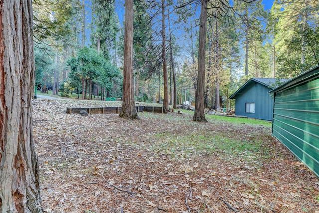 12746 Quaker Hill Cross Rd, Nevada City, CA 95959