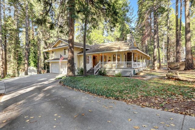 12746 Quaker Hill Cross Rd, Nevada City, CA 95959