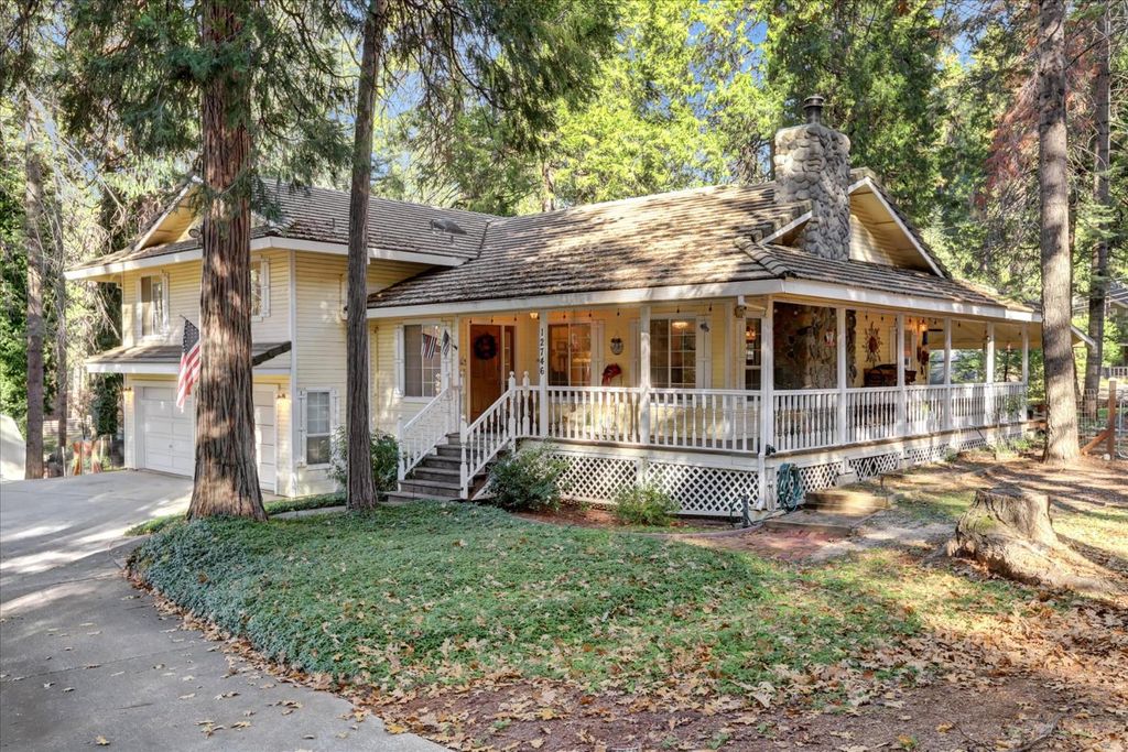 12746 Quaker Hill Cross Rd, Nevada City, CA 95959