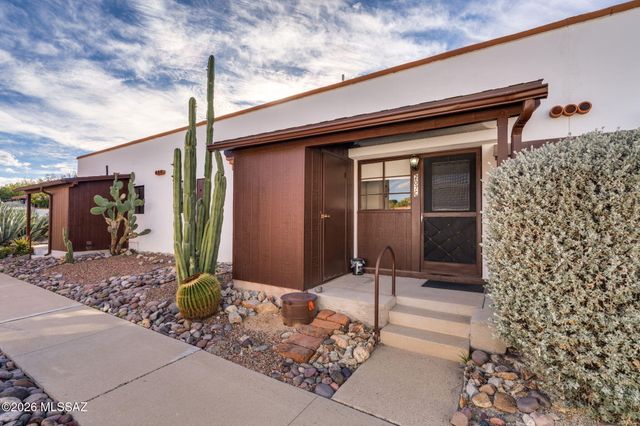 207 S Paseo Tierra Apt C, Green Valley, AZ 85614