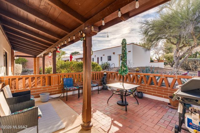 207 S Paseo Tierra Apt C, Green Valley, AZ 85614