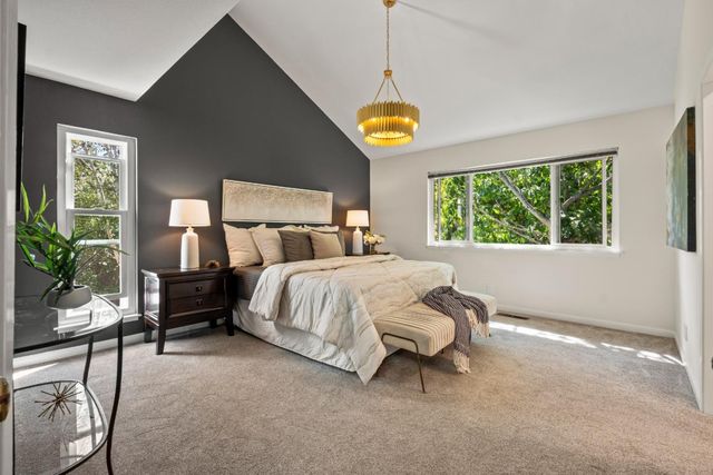 904 Lakeview Way, Redwood City, CA 94062