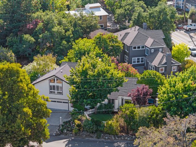 904 Lakeview Way, Redwood City, CA 94062